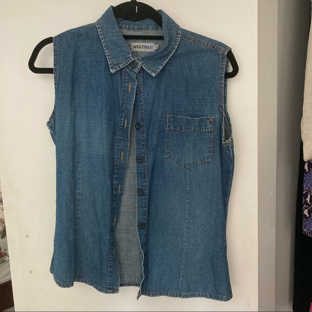 Denim mid wash vest